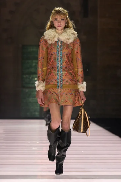 Look 6